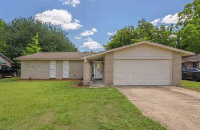 2137 Edinburgh Dr. Montgomery, AL 36116 photos photos