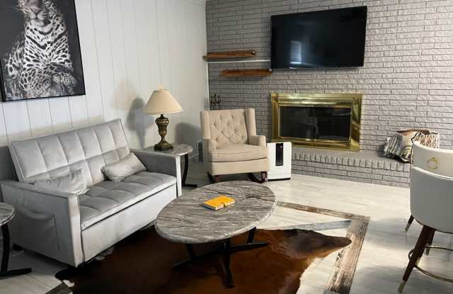 5900 Northwest 82nd Circle Gallery 2