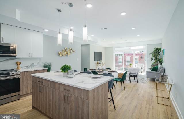 700 MOYER STREET photos photos