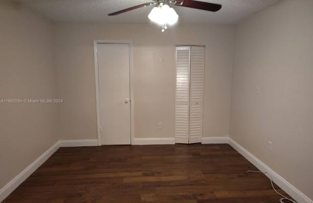 8807 NW 113th St - 8807 Northwest 113th Street, Hialeah Gardens, FL 33018