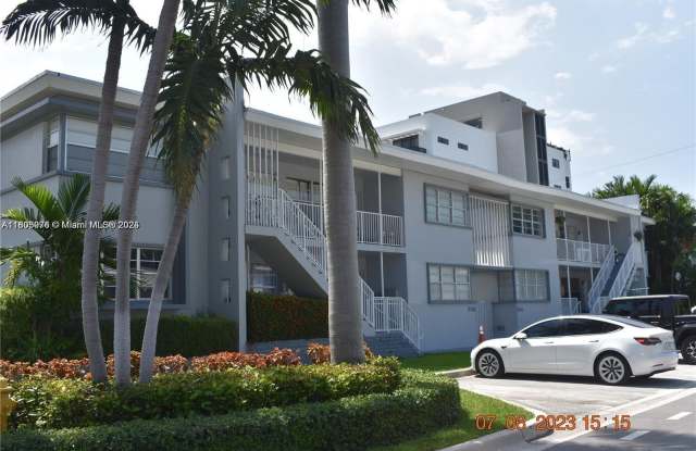 9720 Bay Harbor Ter photos photos