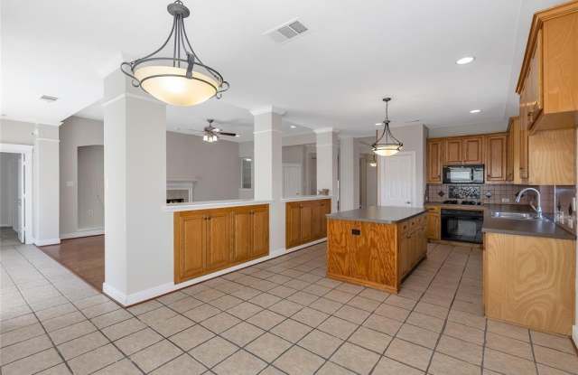 5306 Royal Bay Drive Gallery 3