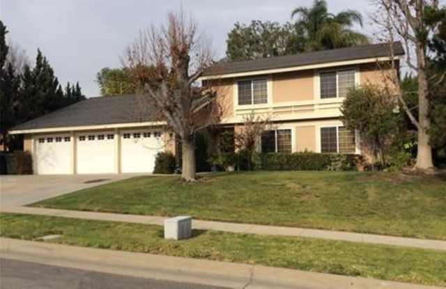 1317 Manzanita Drive - 1317 Manzanita Drive, Fullerton, CA 92833