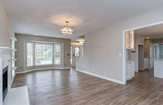 4900 Whitehorse Dr. Gallery 2