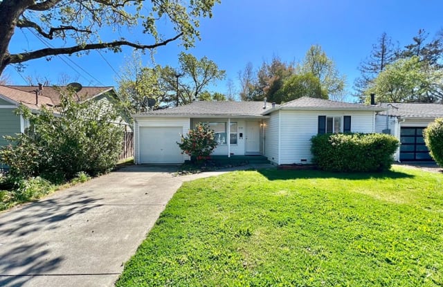 2841 Pine Street - 2841 Pine Street, Napa, CA 94558