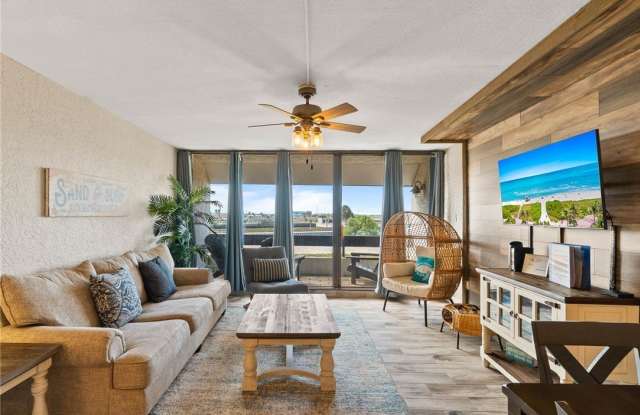 14401 Commodores Drive Gallery 4