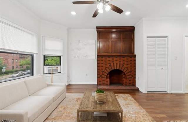 350 Arlington Ave photos photos