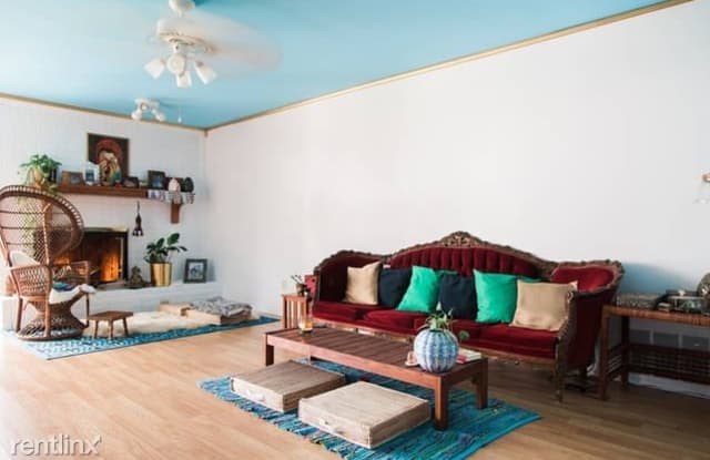 2004 krizan ave - 2004 Krizan Avenue, Austin, TX 78727