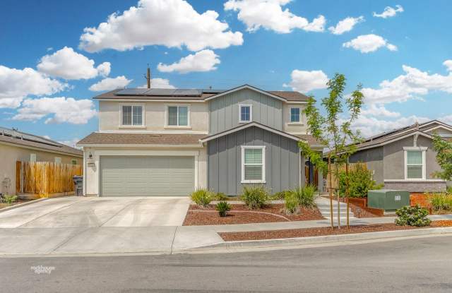 Multi-Generational Home! photos photos