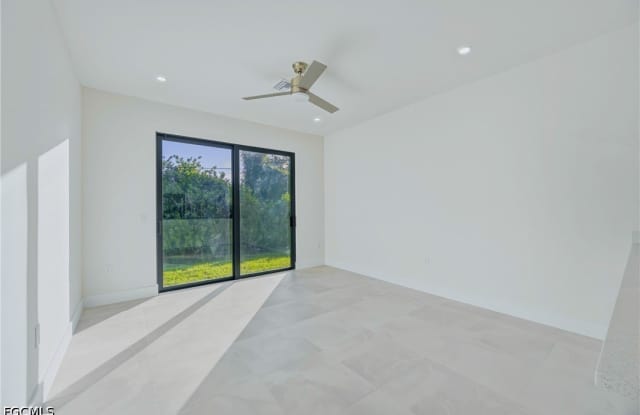 5300 28th Street SW Gallery 4