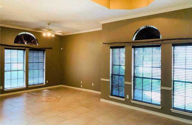 7406 Lake Como Dr Gallery 3