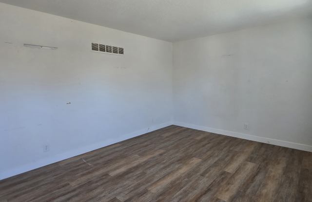 1301 Topping Avenue photos photos