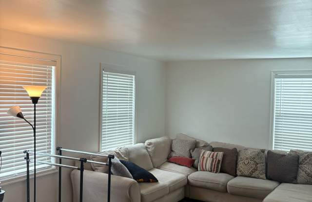 2301 Iverson Street - 2 photos photos
