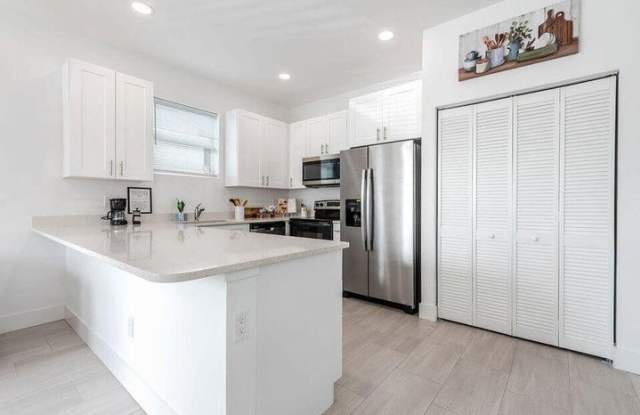 2689 Hiawatha Avenue photos photos