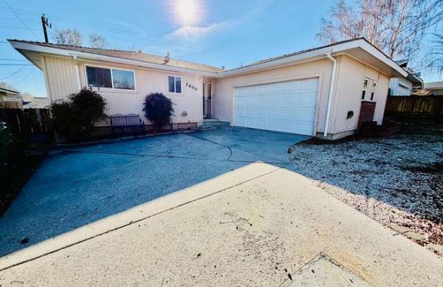 2600 Apollo Way - 2600 Apollo Way, Reno, NV 89503