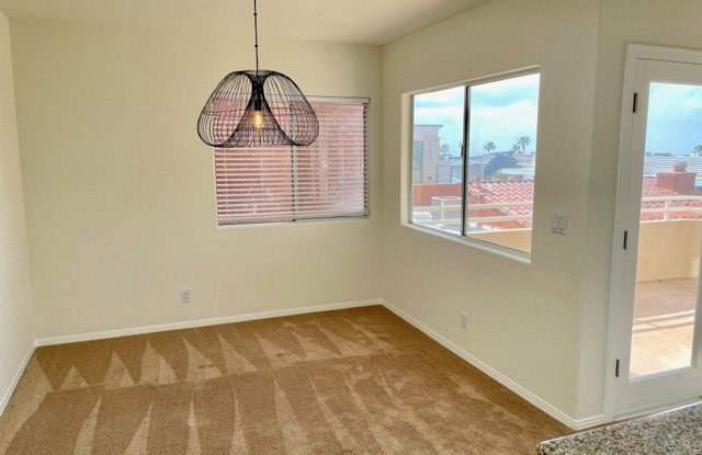 1342 Manhattan Avenue photos photos