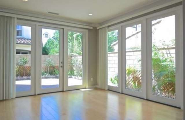 306 Bronze Gallery 2