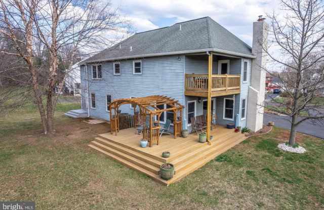 56 W WINDROSE Drive Gallery 4