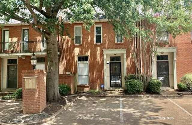 Stylish  Spacious 2-Bedroom Home in Memphis-Prime Location! photos photos
