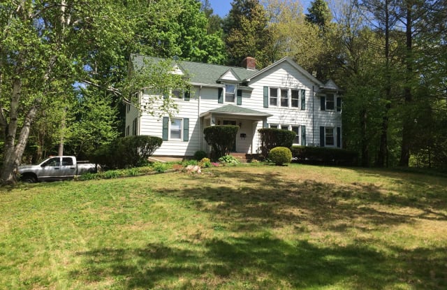 322 DEERFIELD RD - 322 Deerfield Road, Hartford County, CT 06095