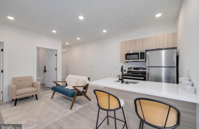 2400-12 East Huntingdon Street photos photos