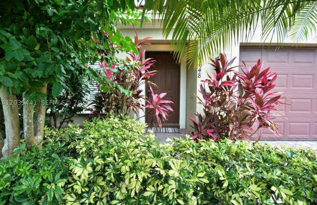 4648 56th Ln photos photos
