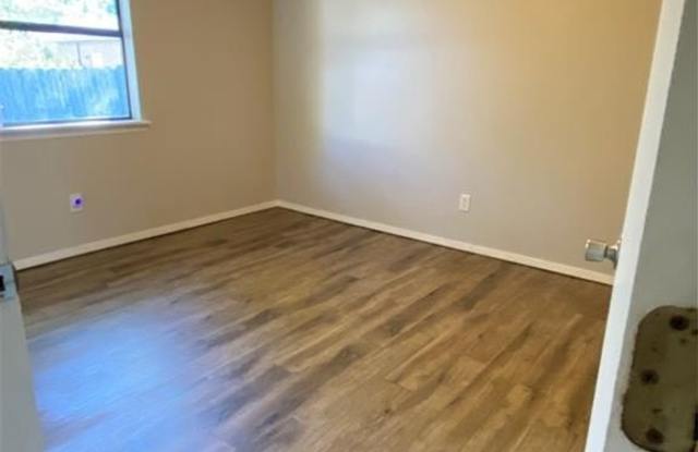300 Fink Drive Gallery 4