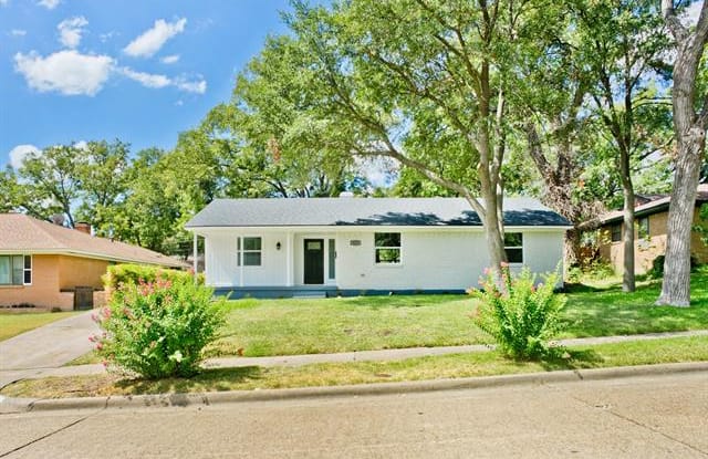 9217 Crestlake Drive - 9217 Crestlake Drive, Dallas, TX 75238