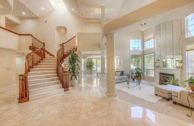 27850 Mt Shasta Way Gallery 3