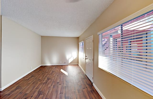 207 Willie James Jones Ave Apt 12 Gallery 2