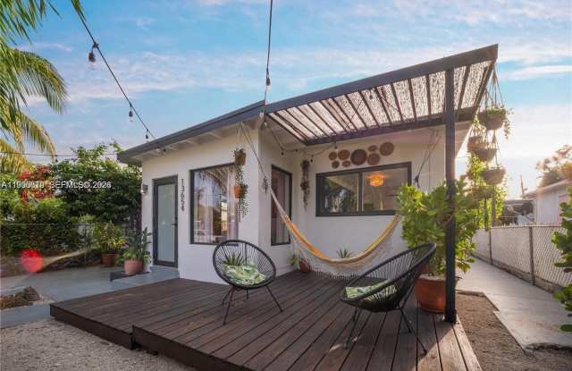 13654 NE 20th Pl photos photos