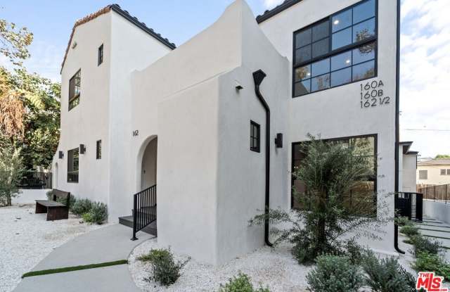 162 N Almont Dr photos photos