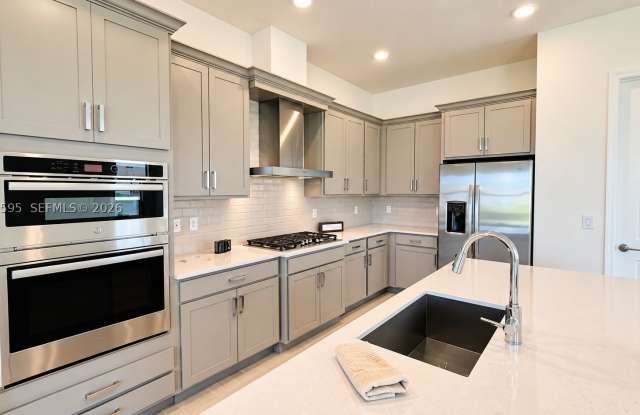 1097 Haywagon Trl Gallery 4