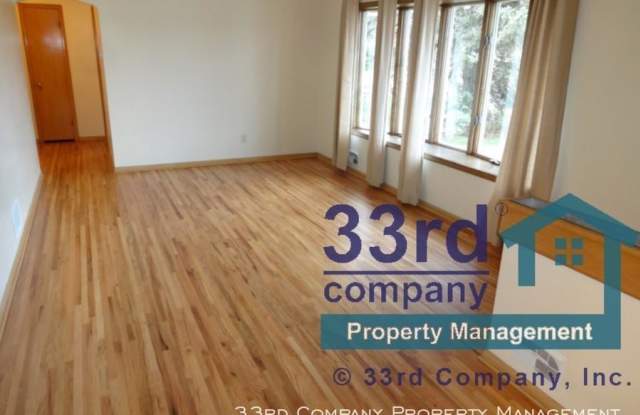 2366 Long Lake Road Gallery 4