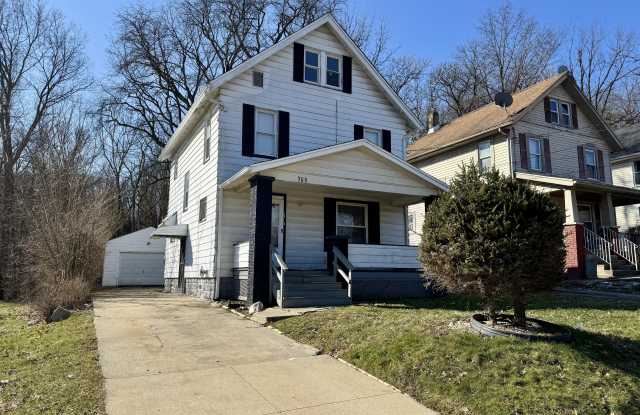 768 Bellevue Ave photos photos