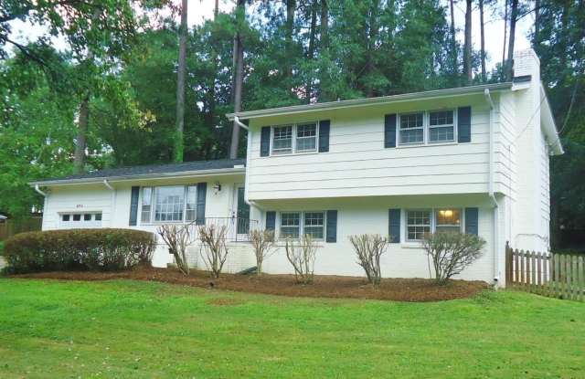 805 Northbrook Drive photos photos