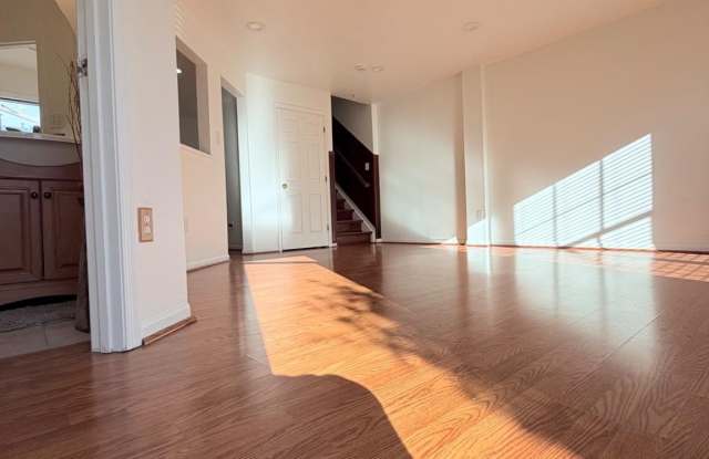5707 DUKE Court Gallery 3