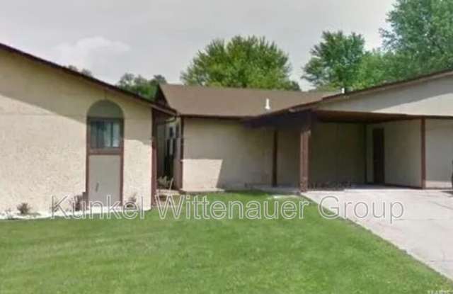 17 Twin Oaks photos photos