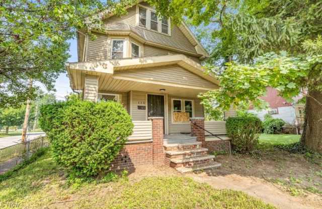 448 East 114th Street photos photos