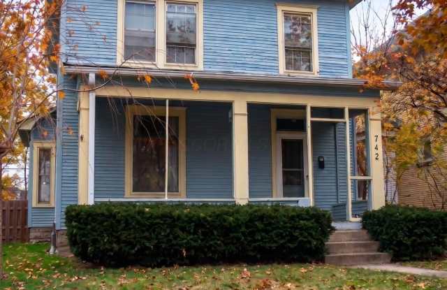142 E Northwood Avenue Gallery 1