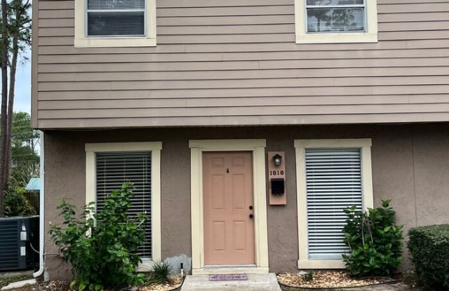 1818 Willowood Drive - 1818 Willowood Drive, Jacksonville, FL 32225