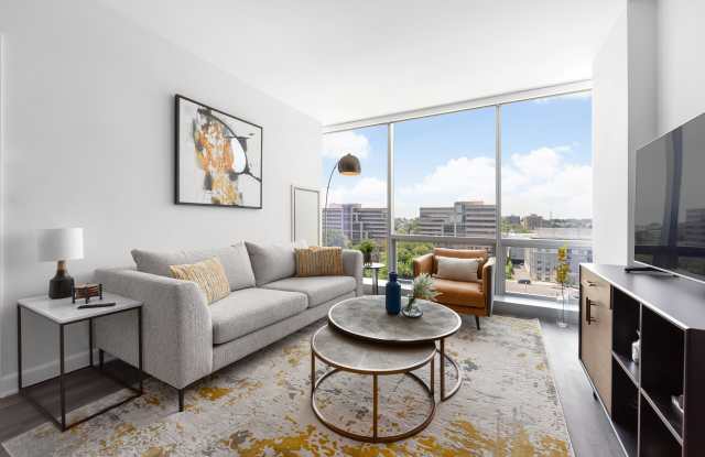 Atlantic Station West Gallery 4