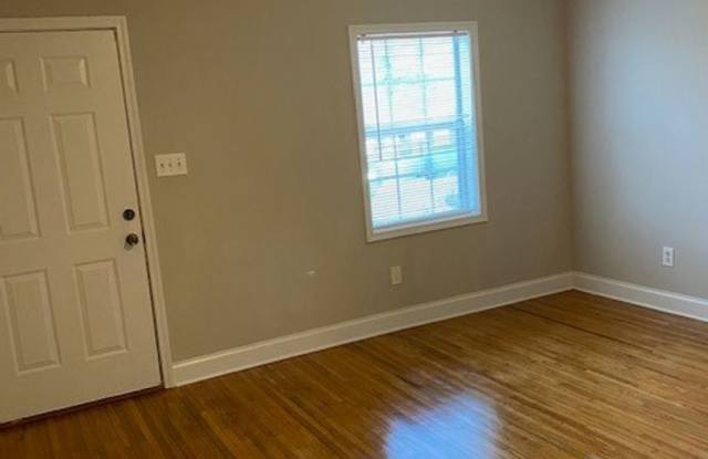 Cutest 2 Bedroom Duplex in Gastonia!  Pet Friendly!! photos photos