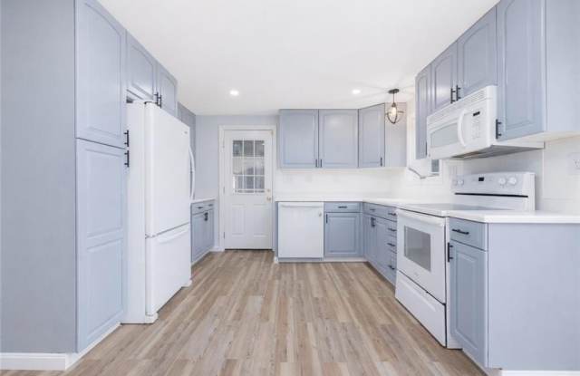 4 Longmeadow Avenue Gallery 2