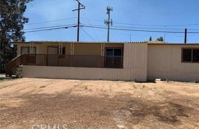 21180 Mazie Avenue photos photos