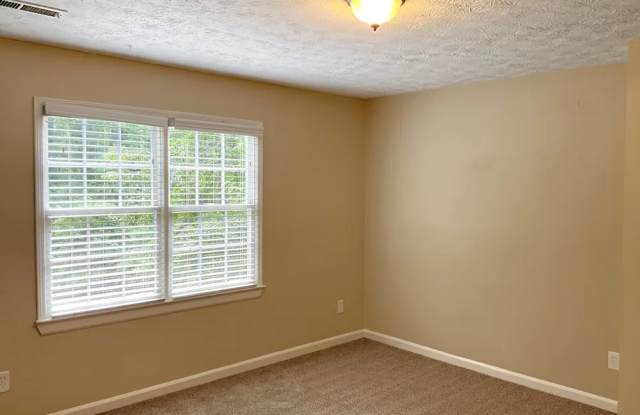 720 Pebblebrook Road Southeast Gallery 2