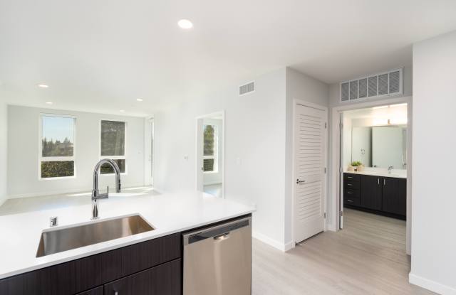 MV Apartments Gallery 4