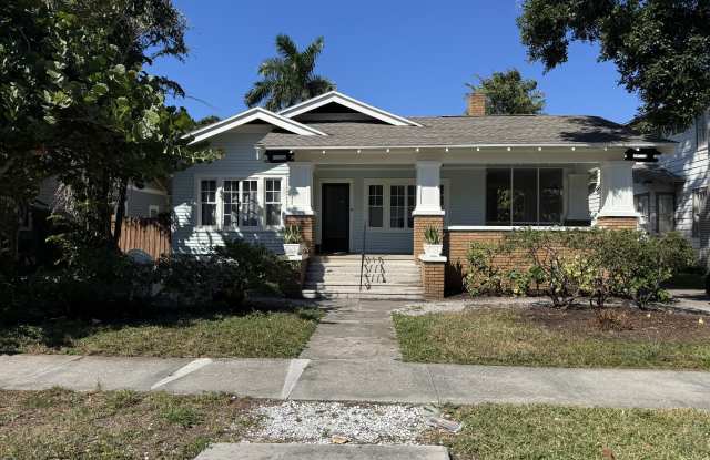 2135 Burlington Avenue North photos photos