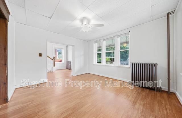 17842 Virginia Avenue Gallery 3