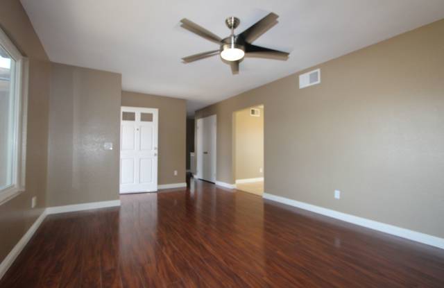 Beautiful 4 bedroom 2 bathroom home in Mira Mesa available now photos photos